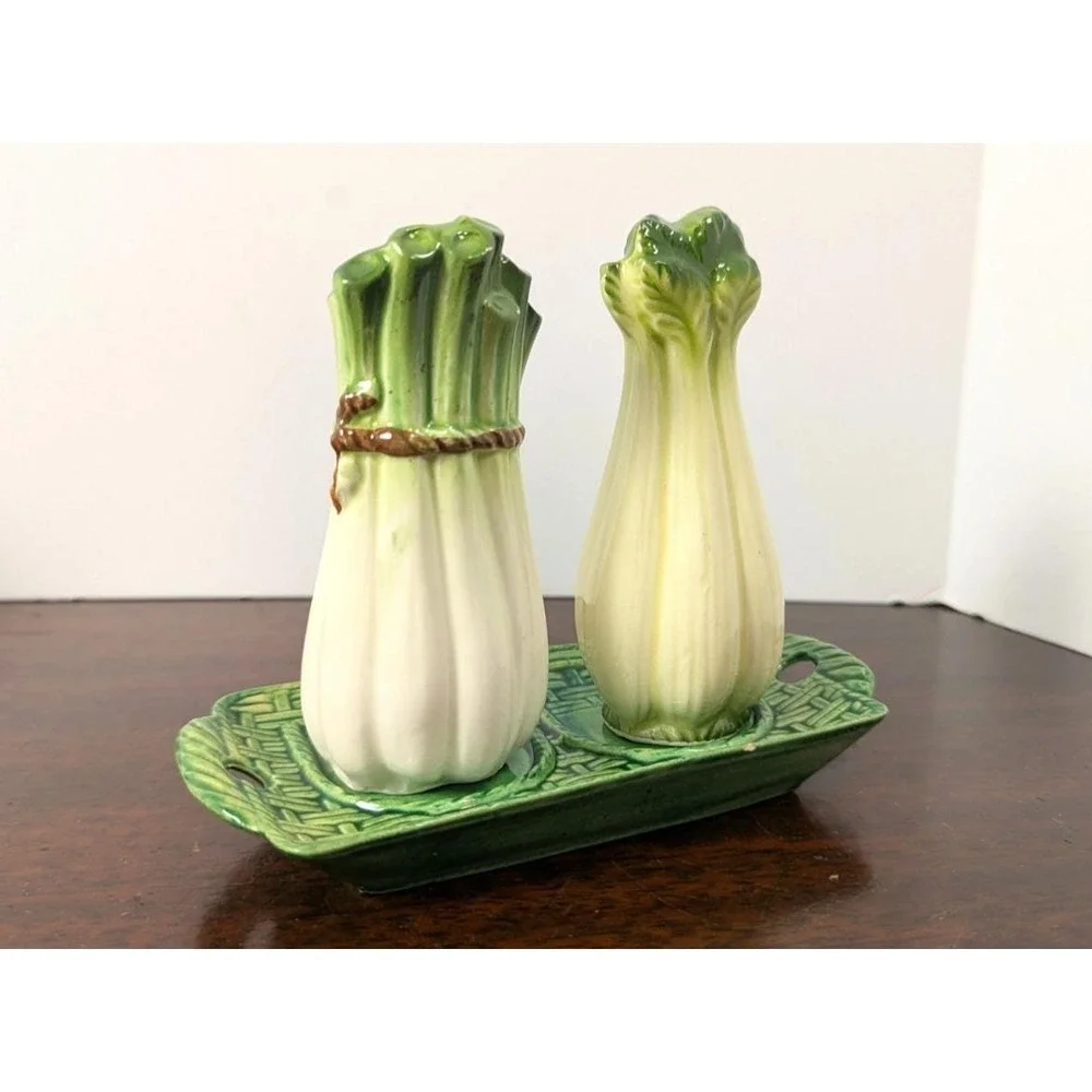 Vintage Enterprise Exclusive Vegetable Salt & Pepper Shakers w/ Tray 1950s Japan